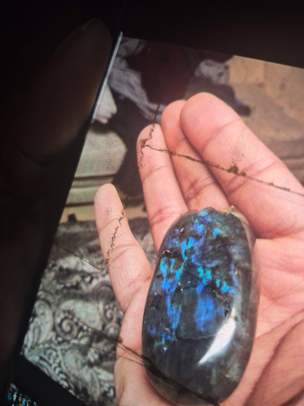 The labradorite turned, the flash along one edge